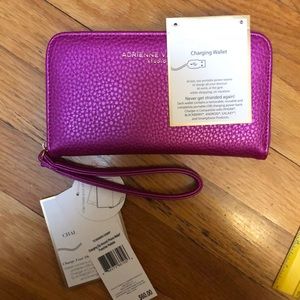 Adrienne vittadini charging wallet
